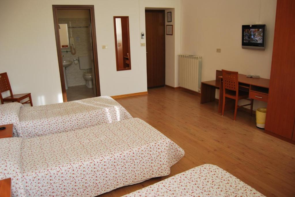 Hotel Alabarda Trieste Room photo